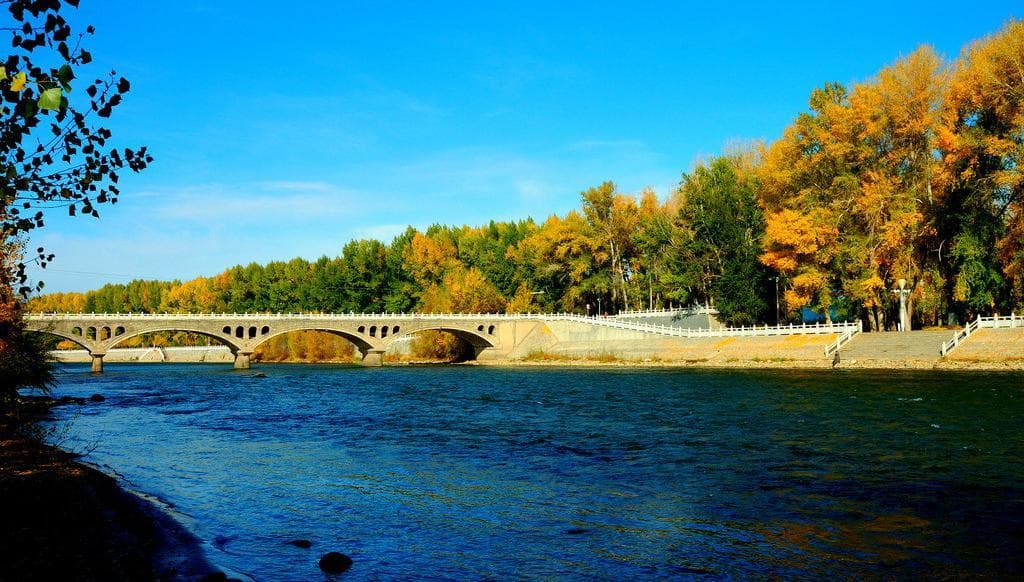 ertix-river.jpg ertix-river.jpg