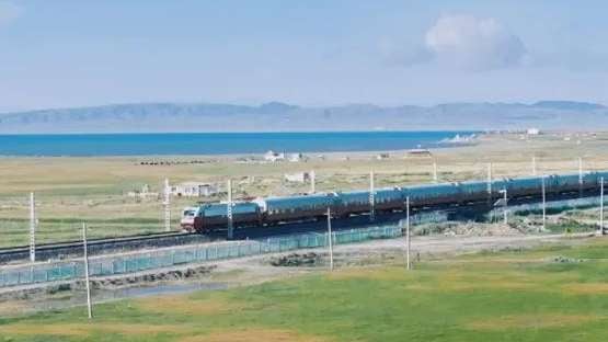 7-days-silk-road-express-dream-tour-across-southern-xinjiang 7-days-silk-road-express-dream-tour-across-southern-xinjiang