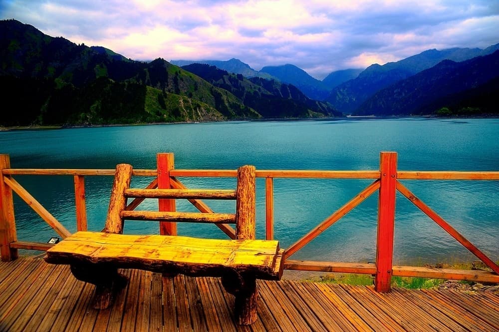 Heavenly Lake in Urumqi Xinjiang Heavenly Lake in Urumqi Xinjiang