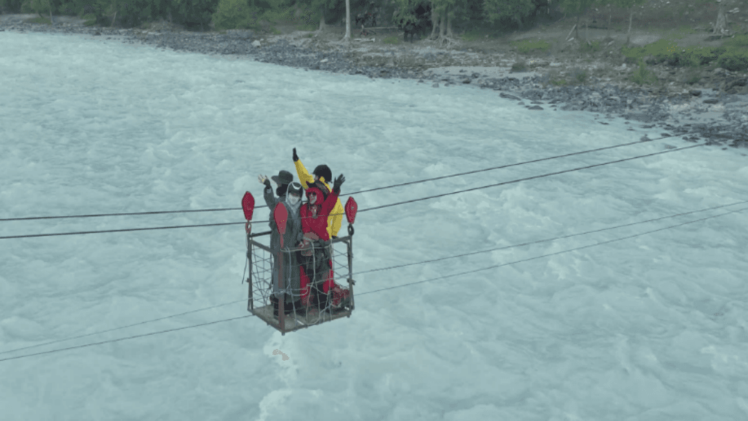 Cable Crossing Cable Crossing