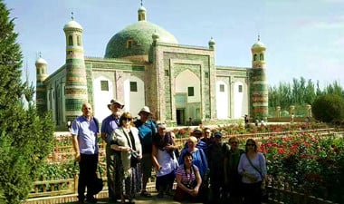 grand-xinjiang-tour-kashgar-turpan-kanas-yili grand-xinjiang-tour-kashgar-turpan-kanas-yili