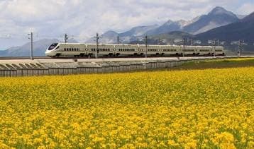 Trains in Xinjiang, Visit Xinjiang by Train Trains in Xinjiang, Visit Xinjiang by Train