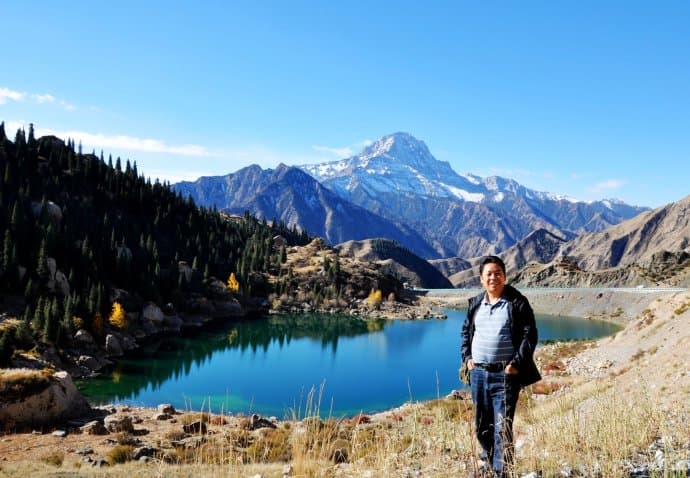 The-Scenery-of-the-Dragon-Ponds-4