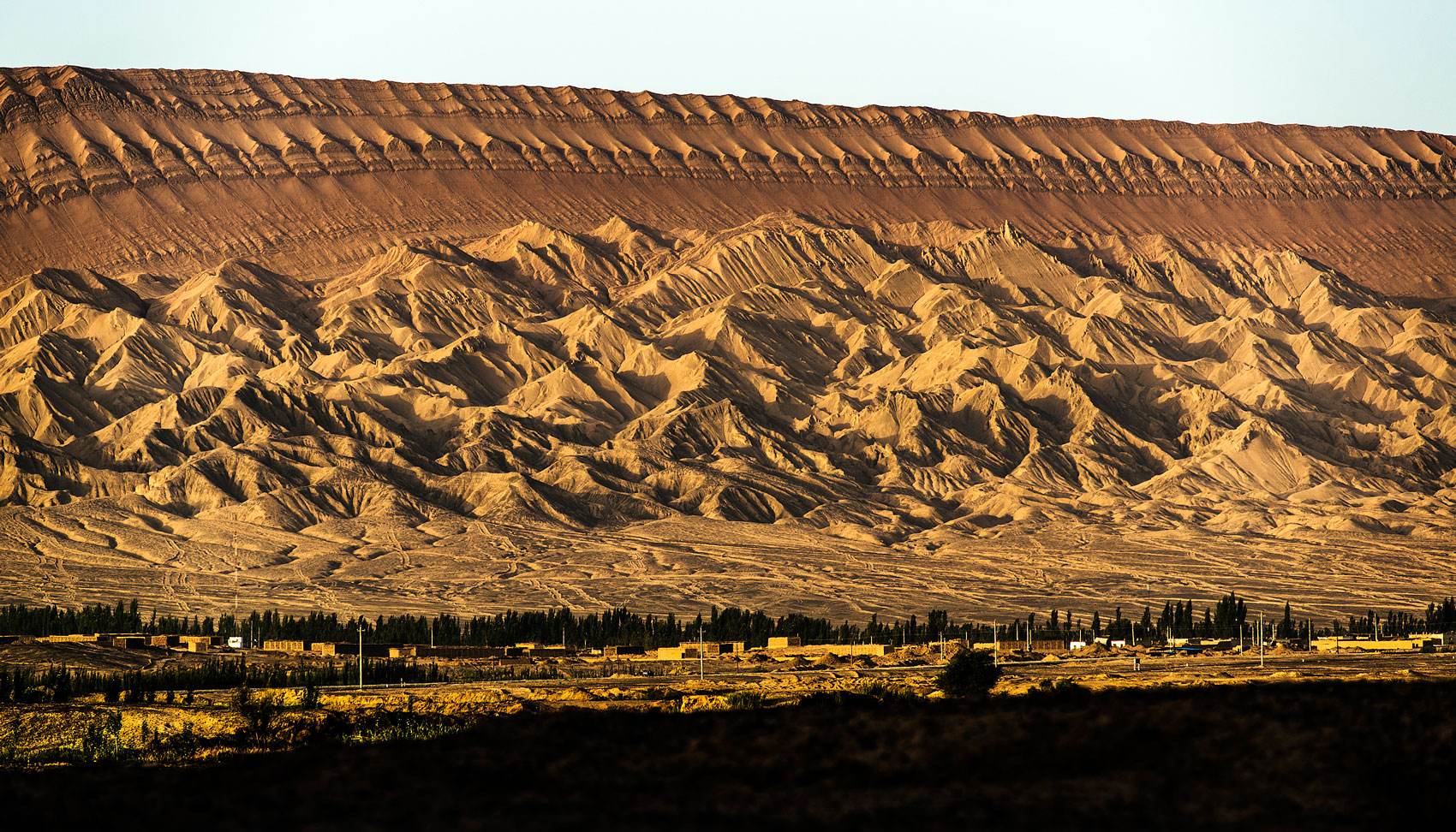 xinjiang-bullet-train-3.jpg